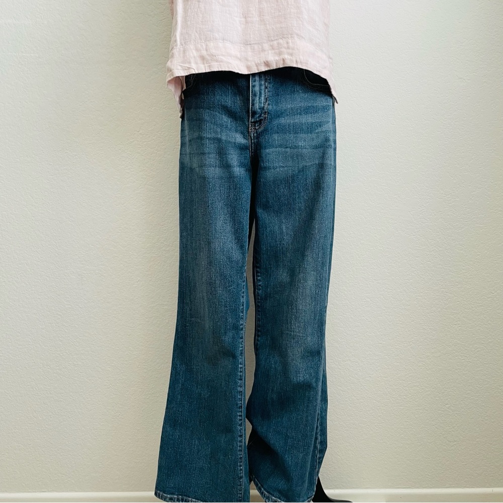 Calvin Klein Flare Jeans - Picture 6 of 6